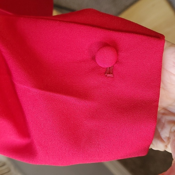 ALEX MARIE RED BLAZER  very good condition and quality SIZE 4. 1 button closure - Picture 4 of 10